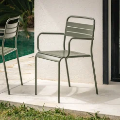 alinea Chaise De Jardin*Chaise de jardin avec accoudoirs en acier - cèdre Vert