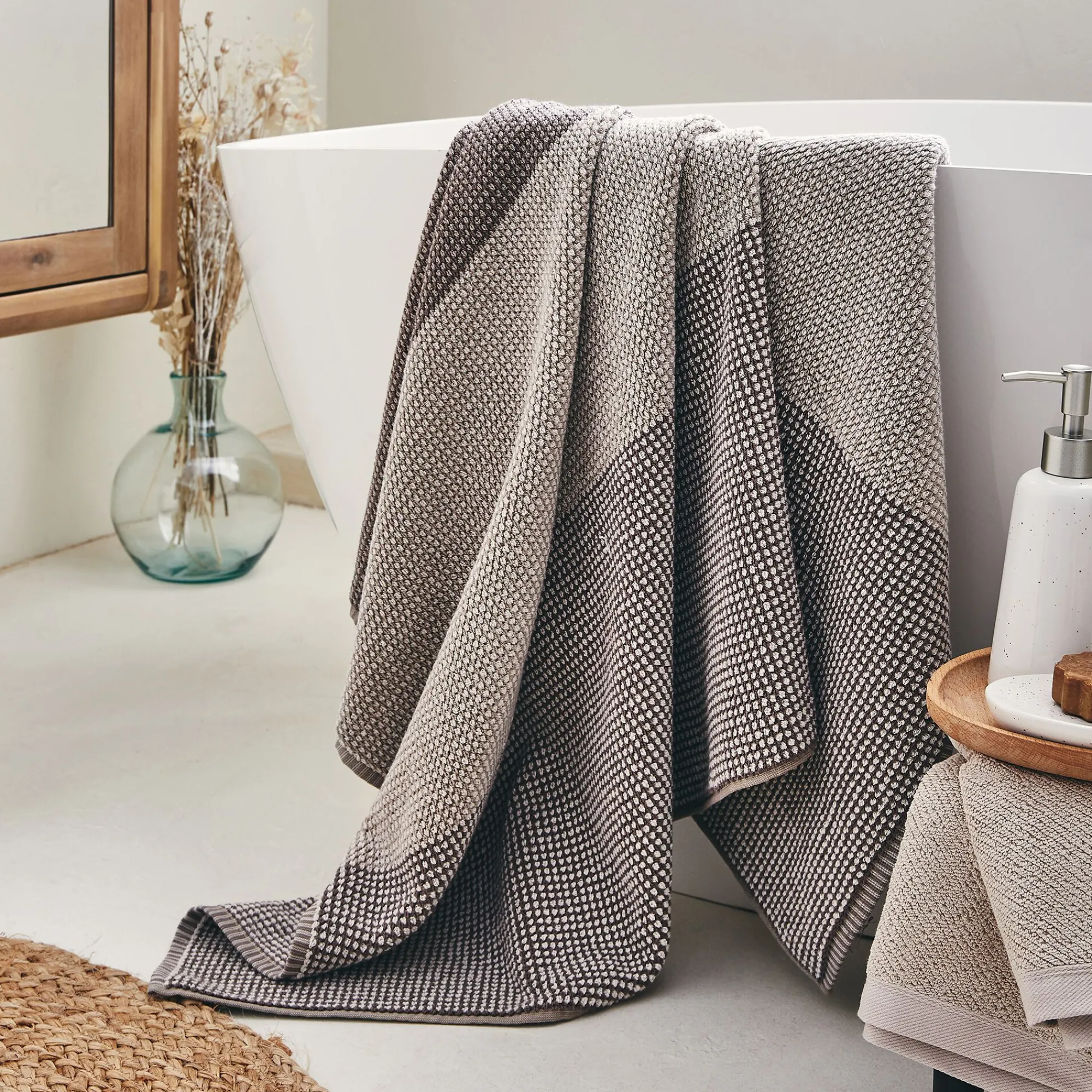 alinea Drap De Bain*Drap de bain bouclette jacquard en coton - alpilles 100x150cm Beige