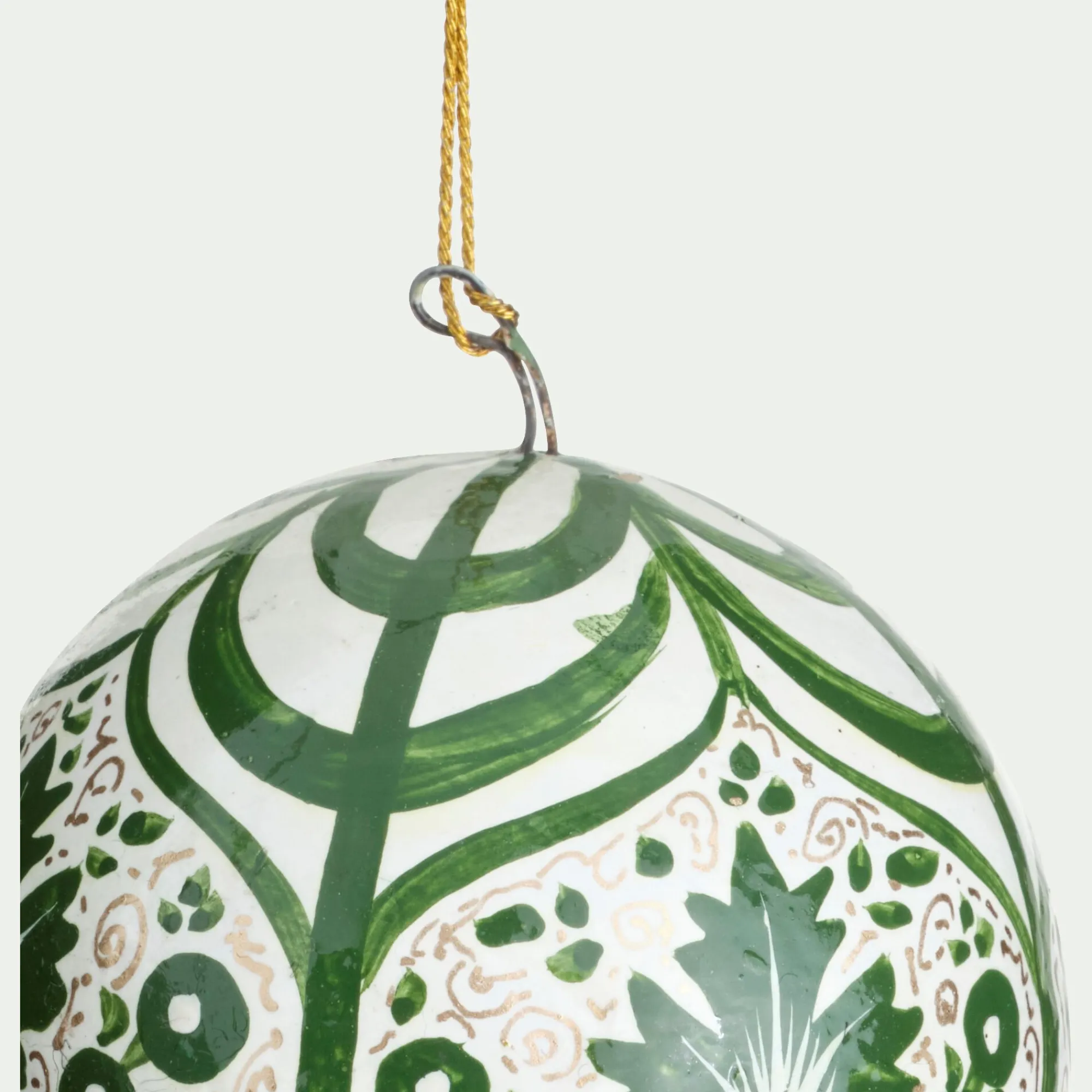 alinea Boule De Noël*Lot de 6 boules de Noël en papier mâché motif végétal peint main D7cm - Vert