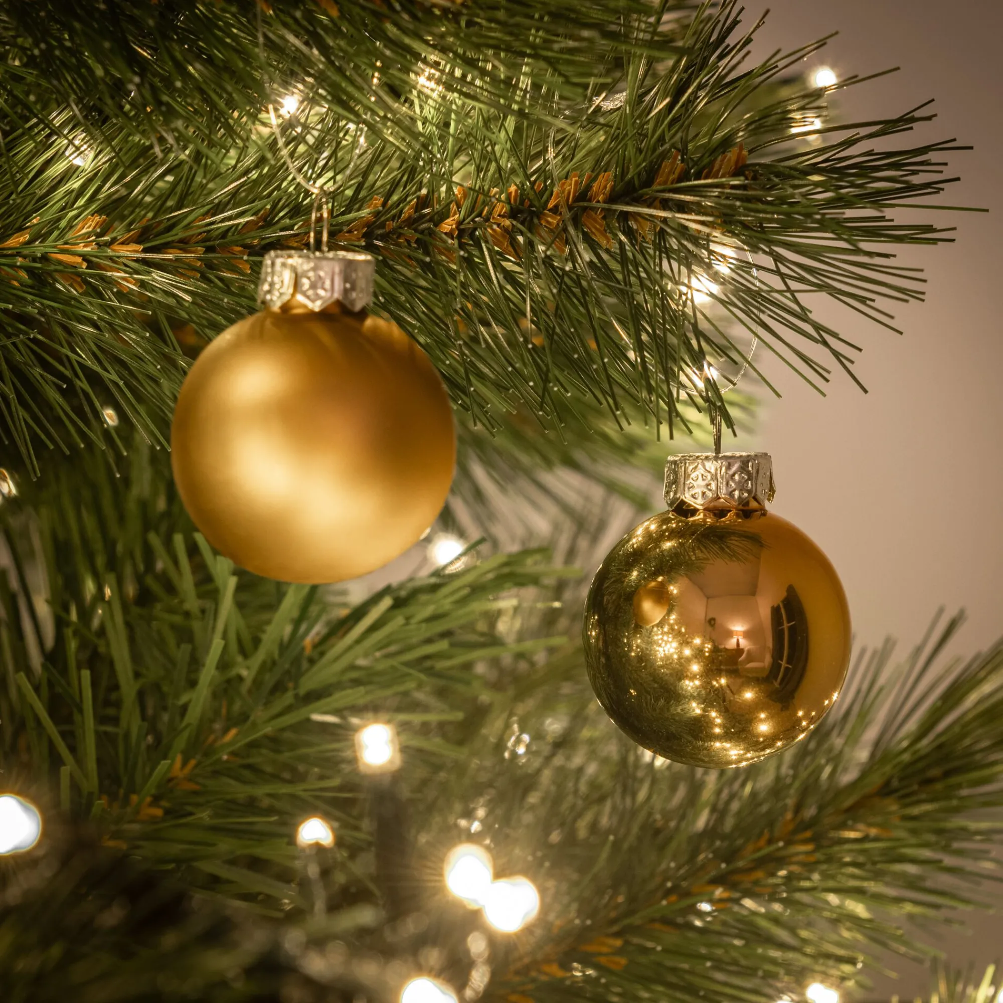 alinea Boule De Noël*Lot de 16 boules de Noël en verre D3,5cm - Doré