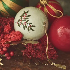 alinea Boule De Noël*Lot de 6 boules de Noël en papier mâché motif houx peint main D7cm - Blanc
