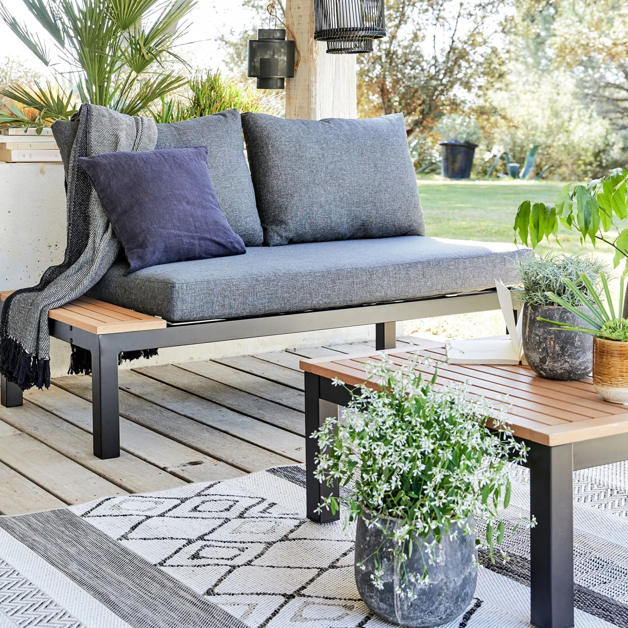 alinea Canapé Extérieur|Fauteuil De Jardin*Méridienne de jardin en aluminium et eucalyptus - (2 places) Noir