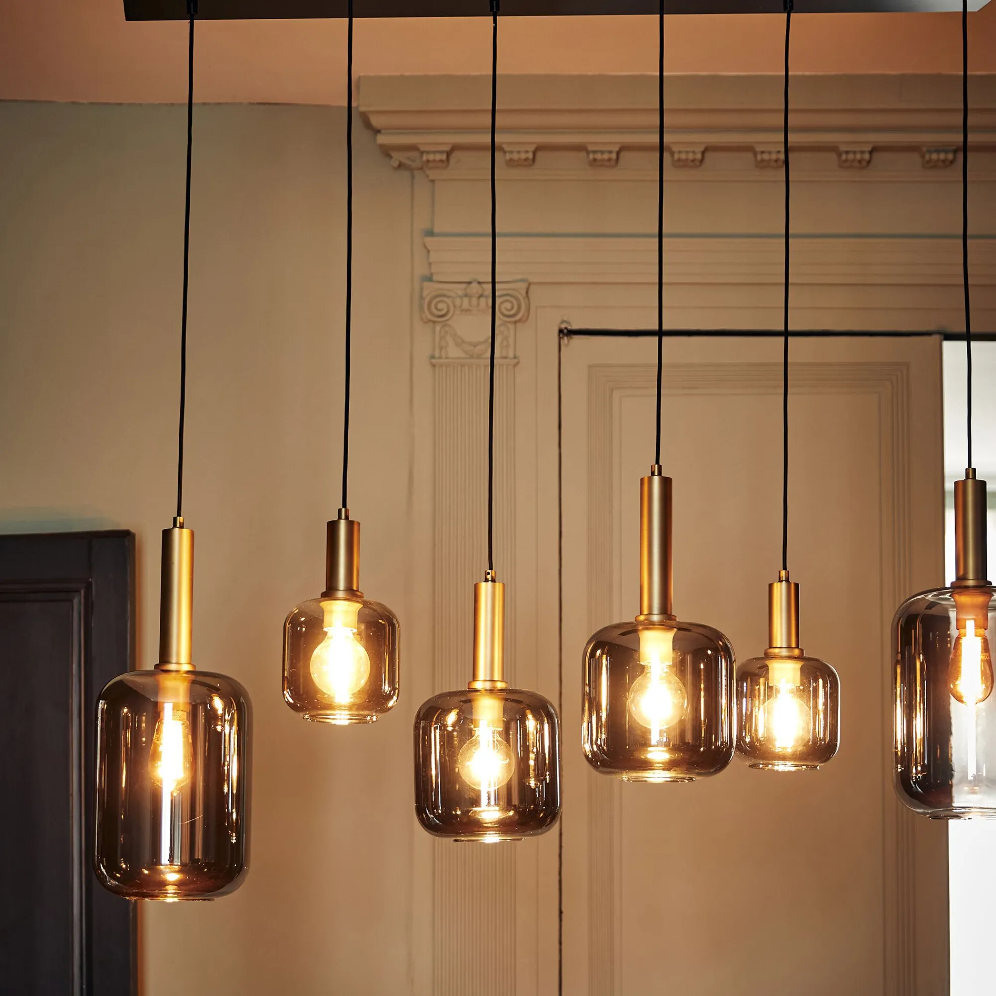 alinea Suspension Électrifiée|Lustre De Salle À Manger*Suspension en acier à 6 globes en verre fumé - Noir