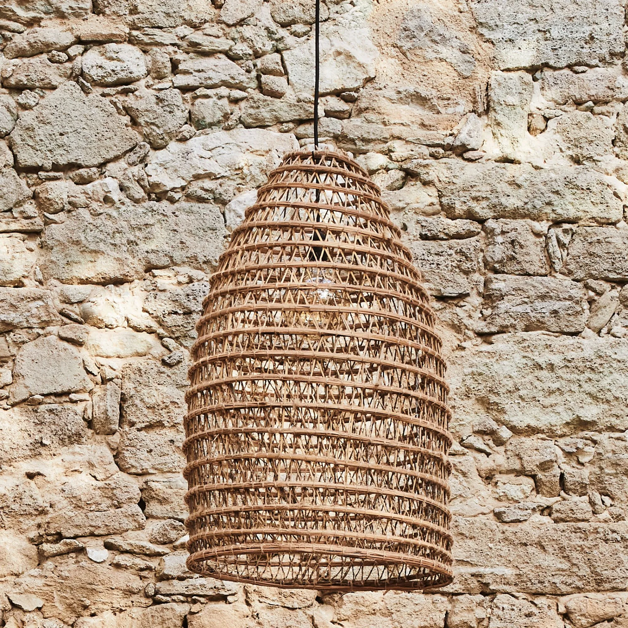 alinea Luminaire Exterieur|Lampe Et Lampadaire D'Extérieur*Suspension extérieure électrifiée en fibre de palmier D45xH80cm - Naturel