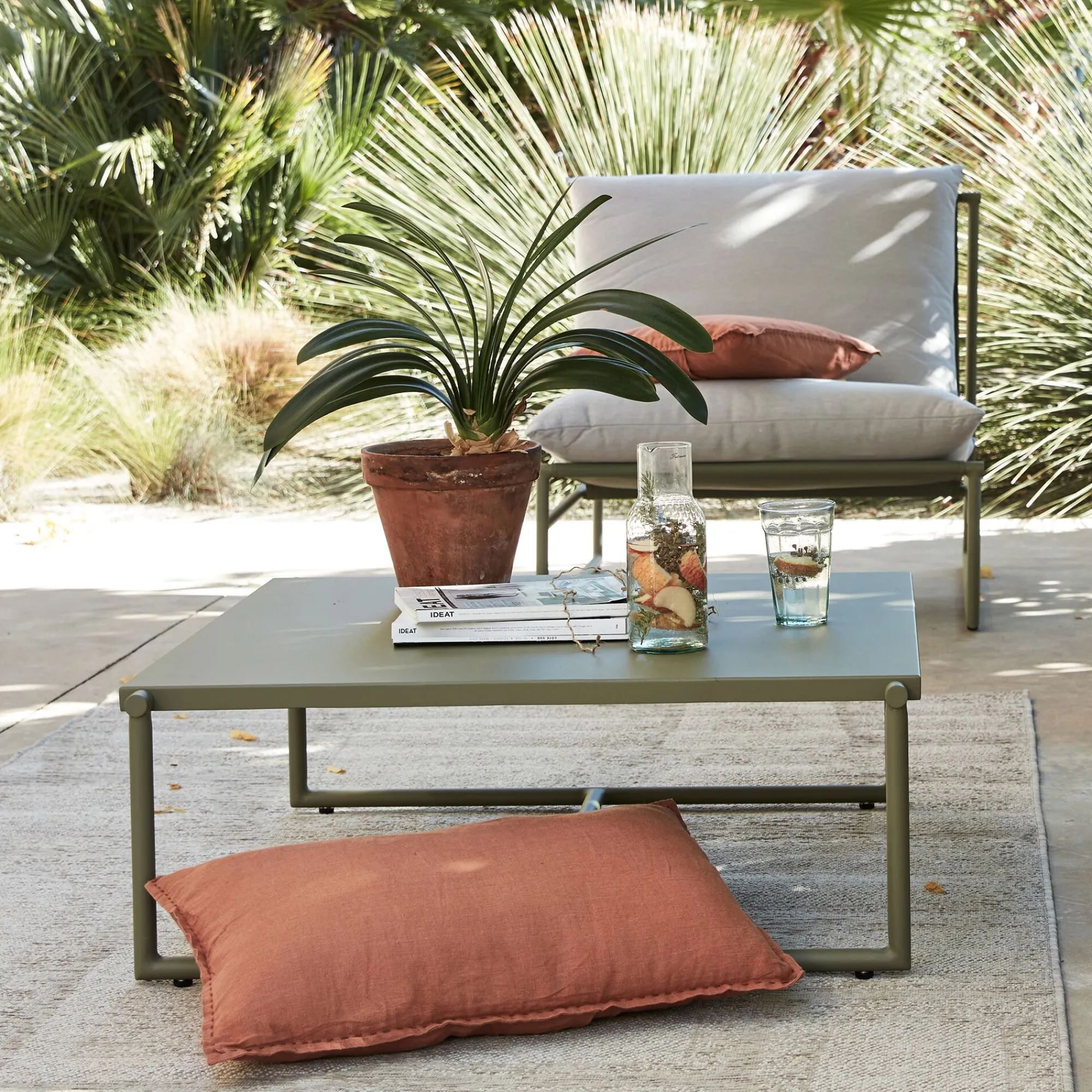alinea Table Basse Exterieur*Table basse de jardin carrée en aluminium - Vert cèdre