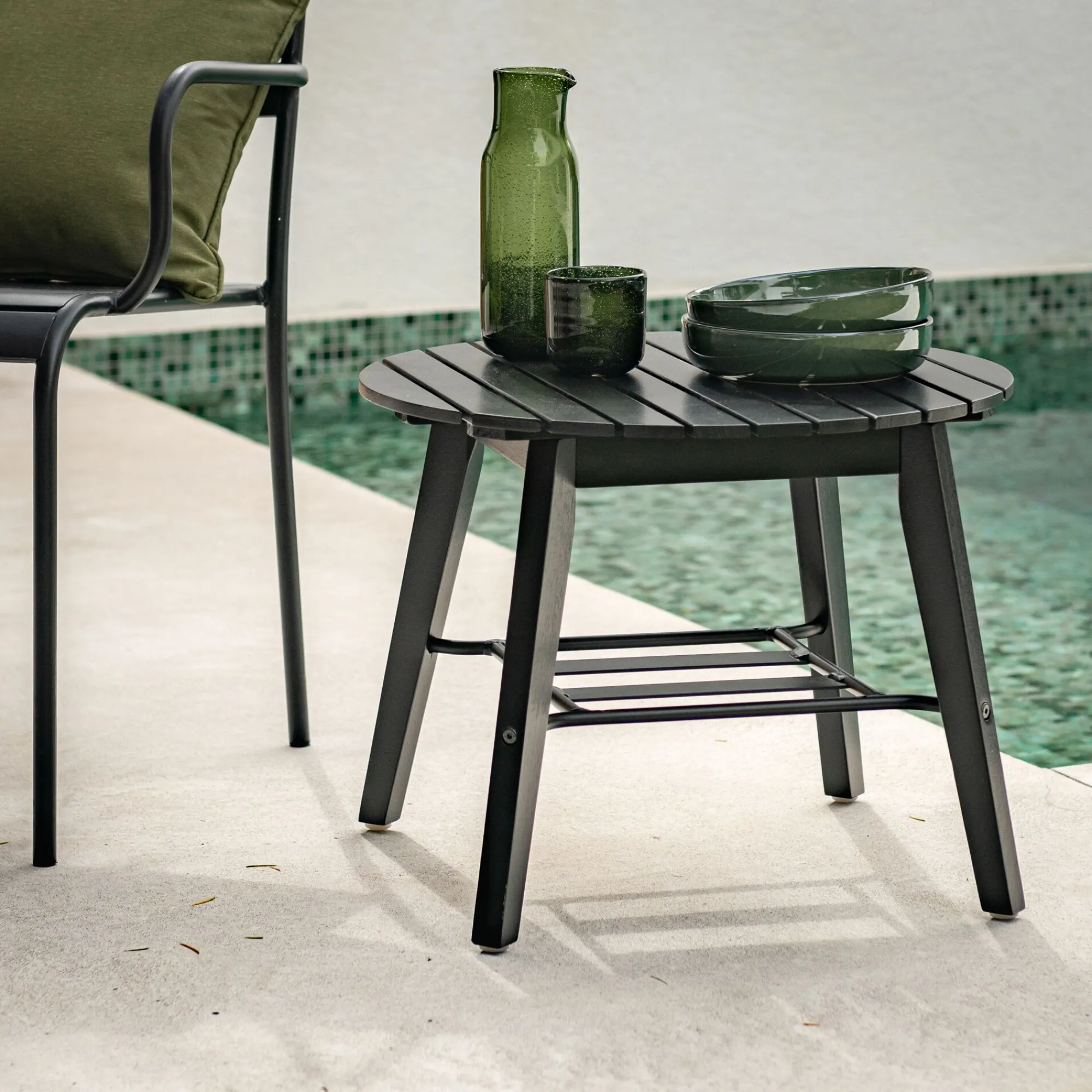 alinea Table Basse Exterieur*Table basse de jardin ronde en bois d'eucalyptus et aluminium - noir