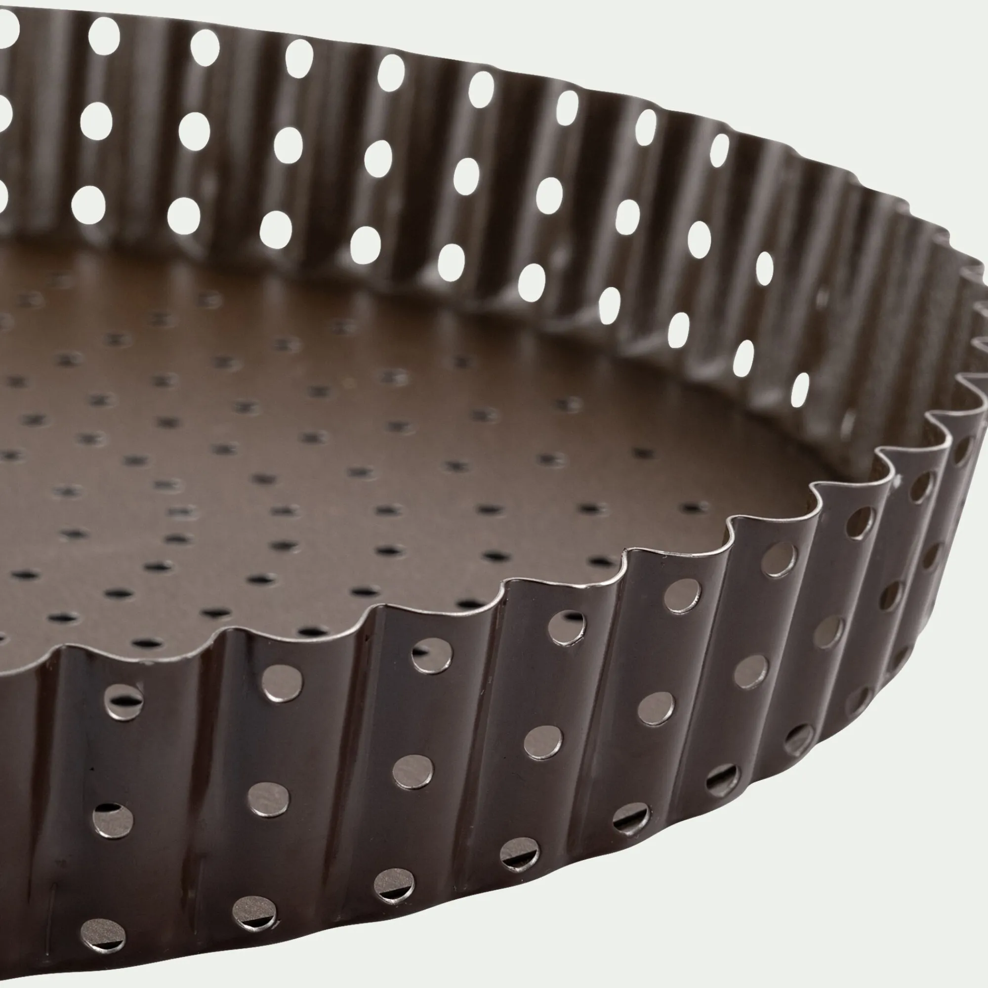 alinea Moule À Gâteau*Tourtière cannelée perforée en acier D24cm - marron